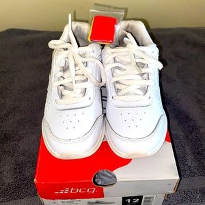 📣 Little girls BCG cheer shoes📣